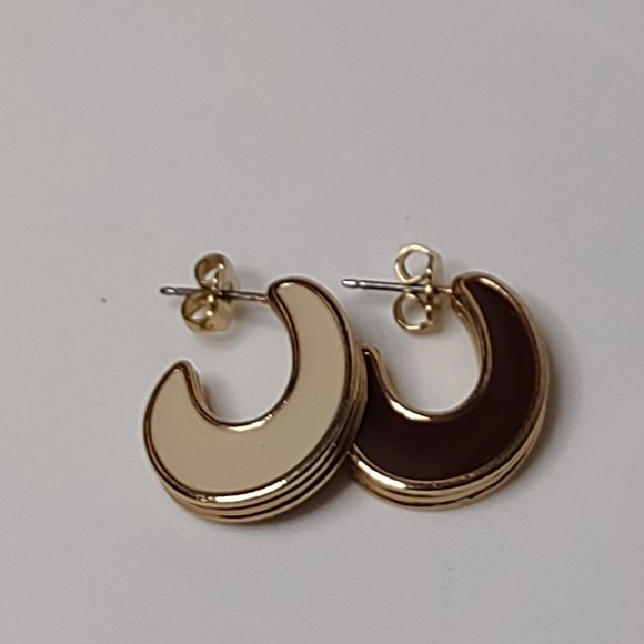 Brown And Cream Colored Avon Earrings - Picture 2 of 8